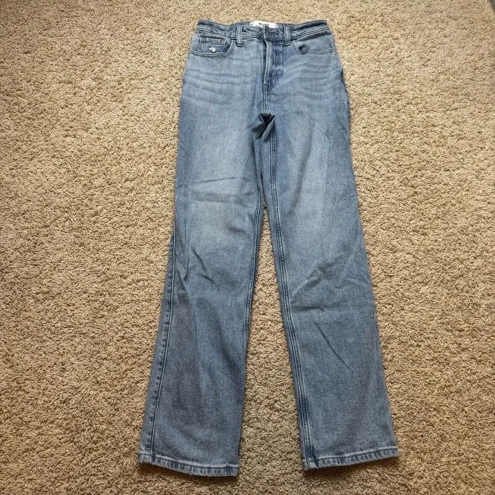 Hollister ultra High Rise 90s Straight leg jeans 25 long